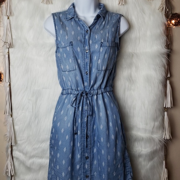 Max Jeans Dresses & Skirts - Max Jeans Chambray Denim Sleeveless Dress